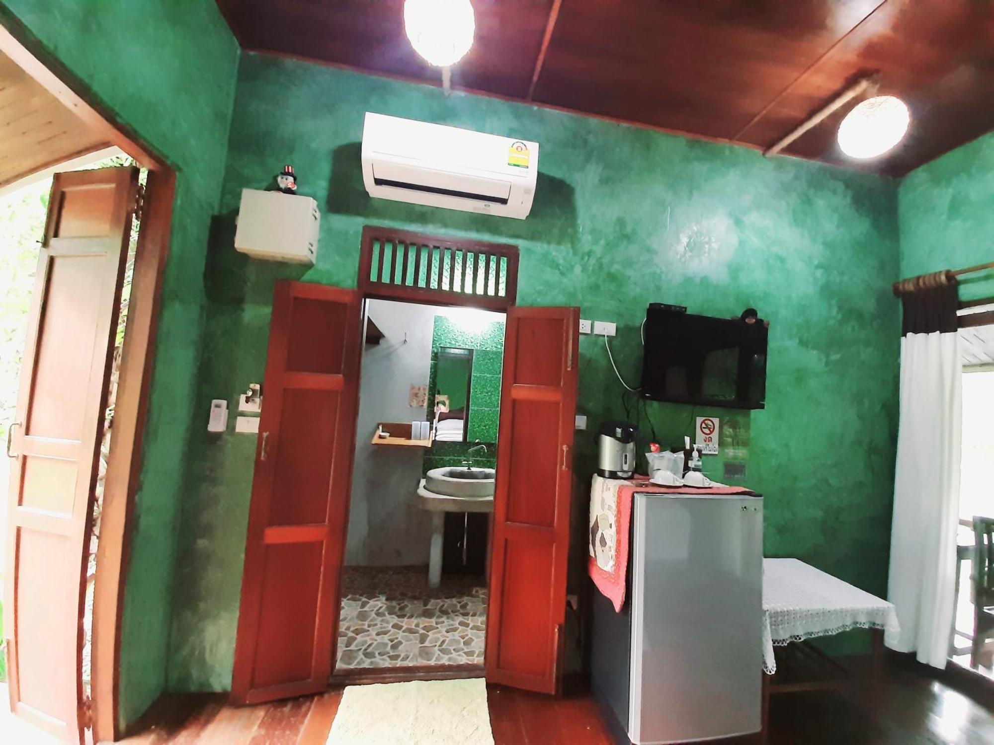 Tuaprodhome Khao Lak Habitación foto